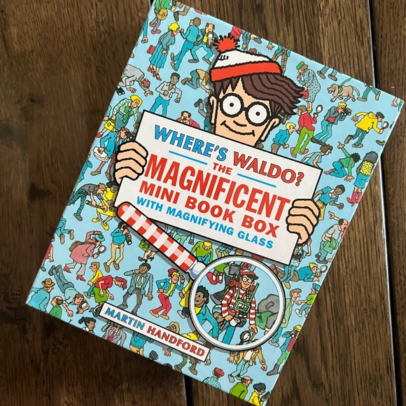 Where’s Waldo Mini-Book Boxed Set - Picture 2 of 5